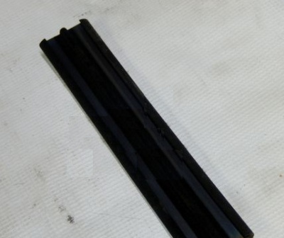 купить Уплотнитель опускного н/о (L-205 мм)