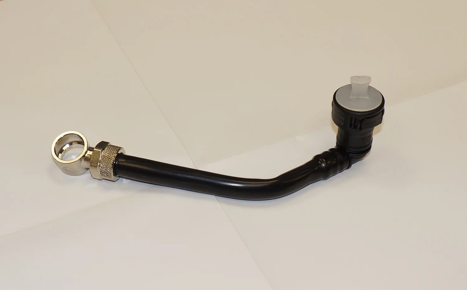 купить Трубка низкого давления на 536